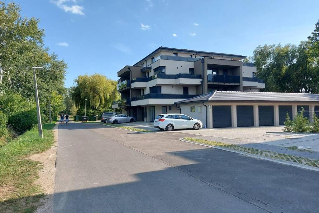 Petit Paul Apartman Keszthely Exterior foto